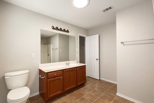 421 Kennedy Drive, Crowley, TX 76036