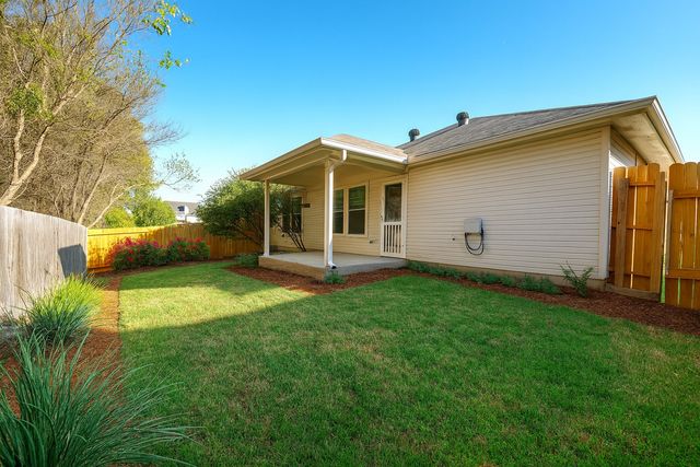 421 Kennedy Drive, Crowley, TX 76036