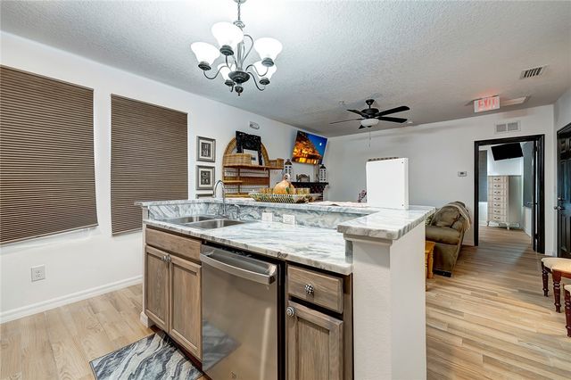 1429 19th Place 4, Vero Beach, FL 32960