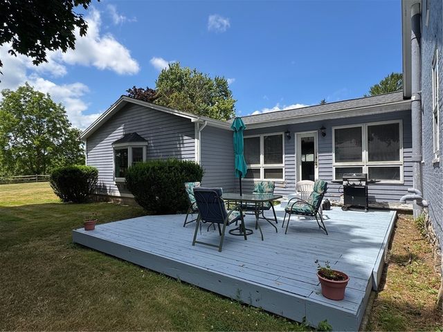 548 White Springs Road, Geneva Town, NY 14456