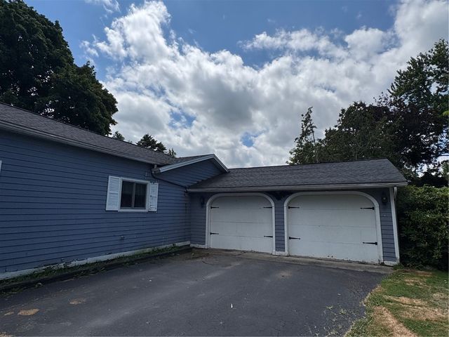 548 White Springs Road, Geneva Town, NY 14456