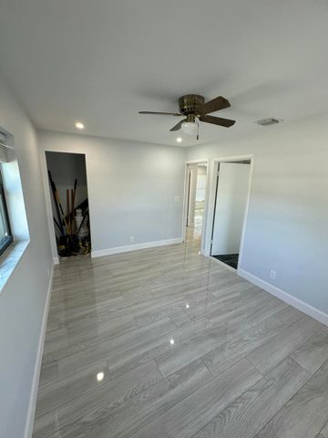 122 SW 12th Avenue, Delray Beach, FL 33444