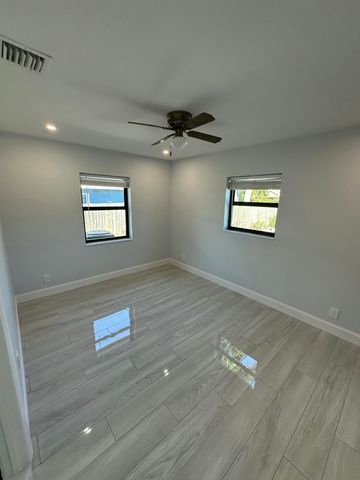 122 SW 12th Avenue, Delray Beach, FL 33444