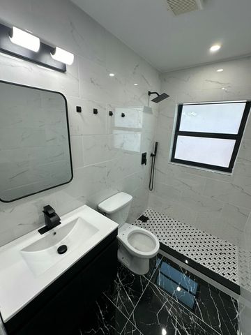 122 SW 12th Avenue, Delray Beach, FL 33444