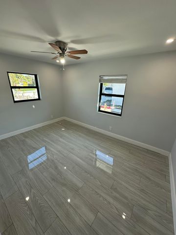 122 SW 12th Avenue, Delray Beach, FL 33444