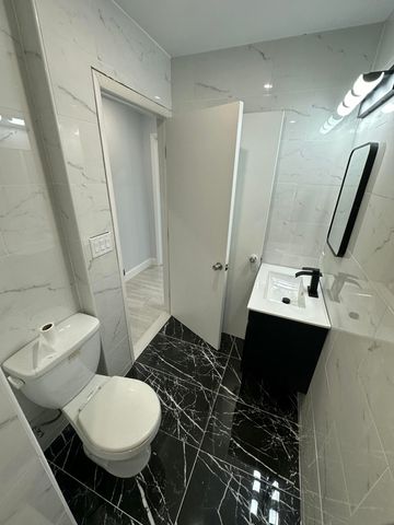 122 SW 12th Avenue, Delray Beach, FL 33444