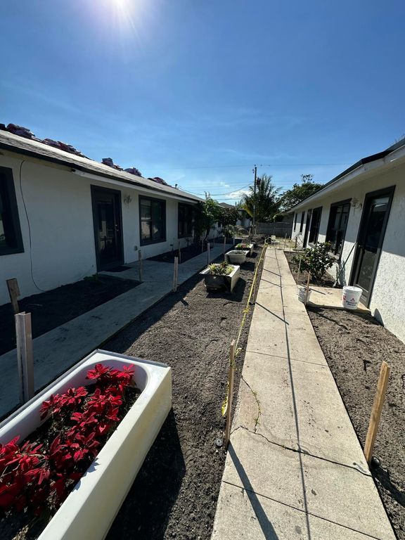 122 SW 12th Avenue, Delray Beach, FL 33444