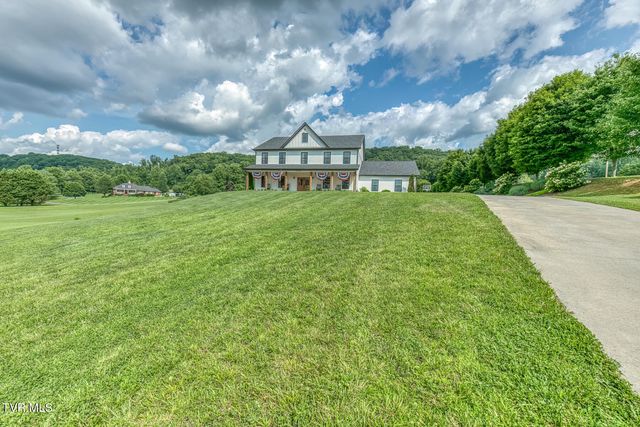 2908 Carroll Creek Road, Johnson City, TN 37615