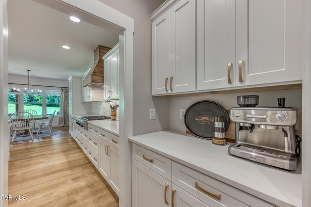 2908 Carroll Creek Road, Johnson City, TN 37615