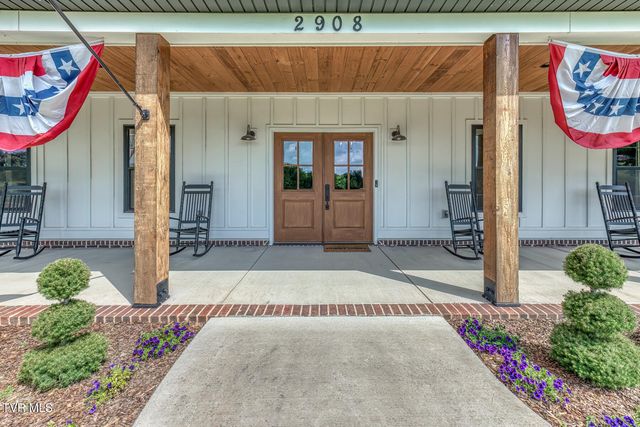 2908 Carroll Creek Road, Johnson City, TN 37615