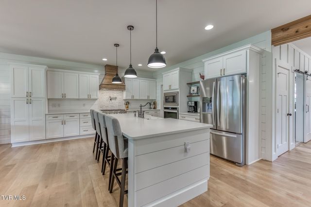 2908 Carroll Creek Road, Johnson City, TN 37615
