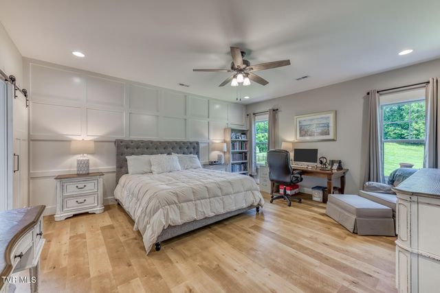 2908 Carroll Creek Road, Johnson City, TN 37615