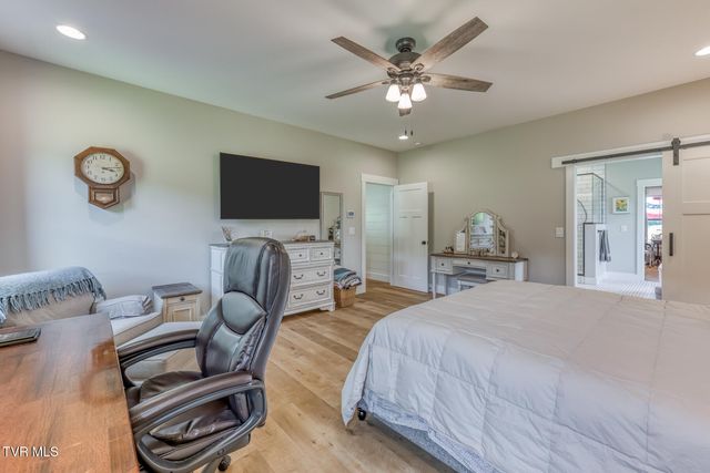 2908 Carroll Creek Road, Johnson City, TN 37615