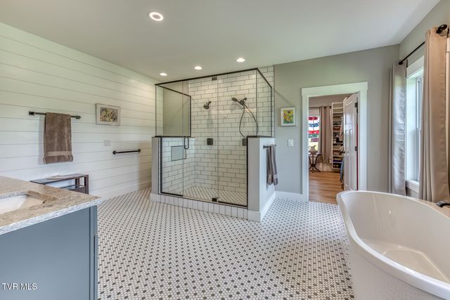 2908 Carroll Creek Road, Johnson City, TN 37615