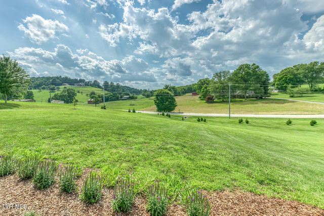 2908 Carroll Creek Road, Johnson City, TN 37615