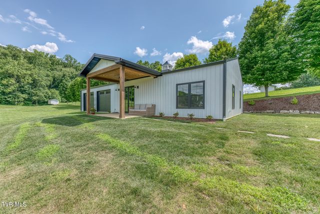 2908 Carroll Creek Road, Johnson City, TN 37615