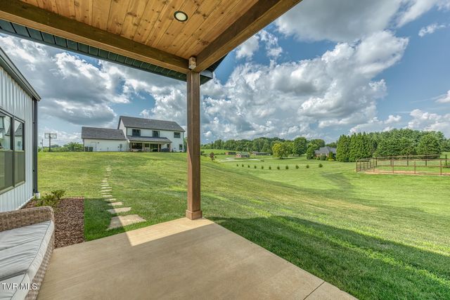 2908 Carroll Creek Road, Johnson City, TN 37615