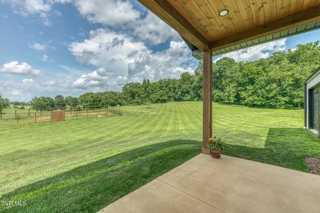 2908 Carroll Creek Road, Johnson City, TN 37615