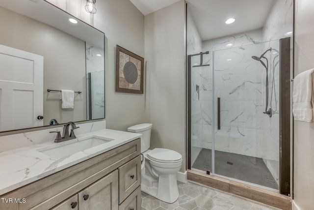2908 Carroll Creek Road, Johnson City, TN 37615
