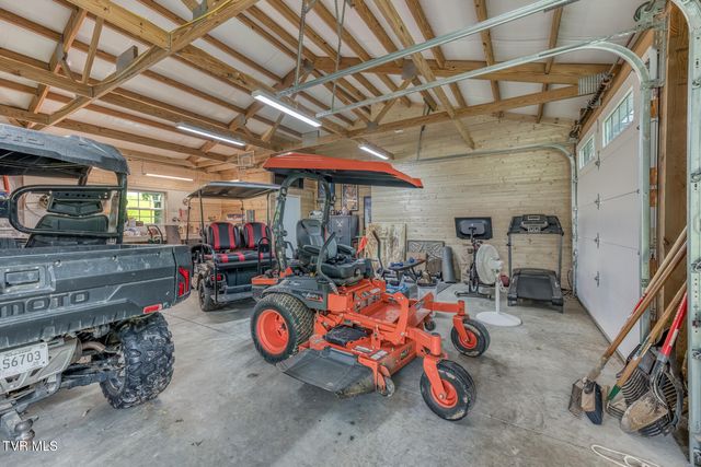 2908 Carroll Creek Road, Johnson City, TN 37615