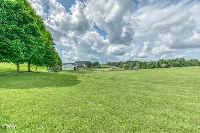 2908 Carroll Creek Road, Johnson City, TN 37615