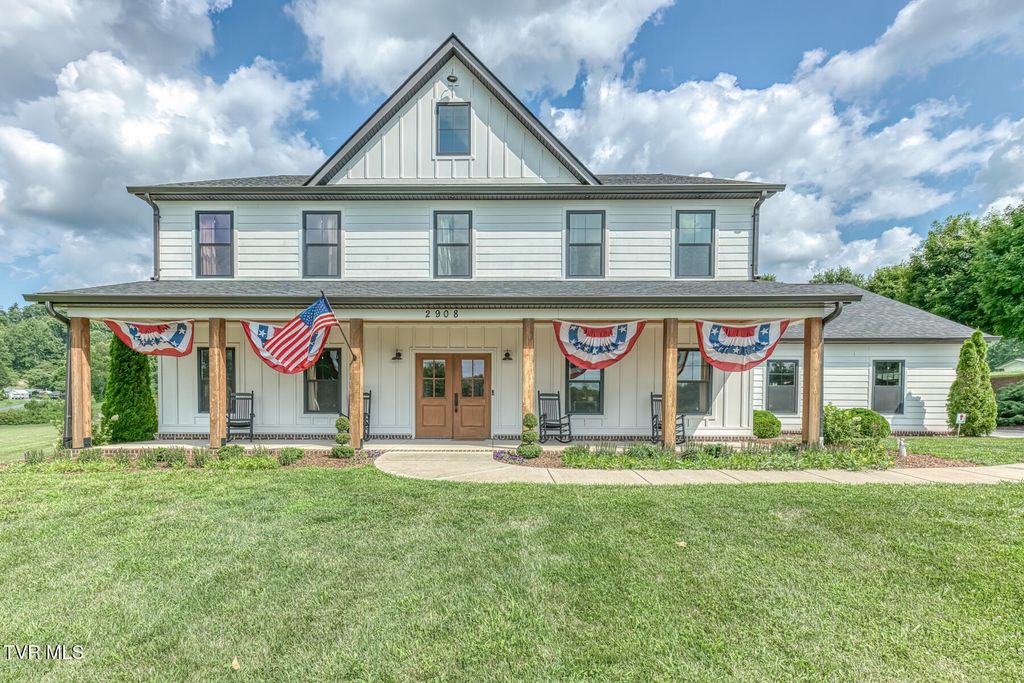 2908 Carroll Creek Road, Johnson City, TN 37615