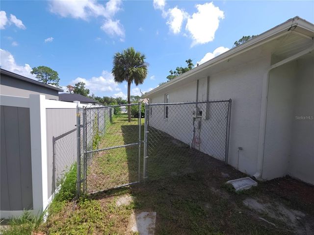 3564 LASLO AVENUE, North Port, FL 34287
