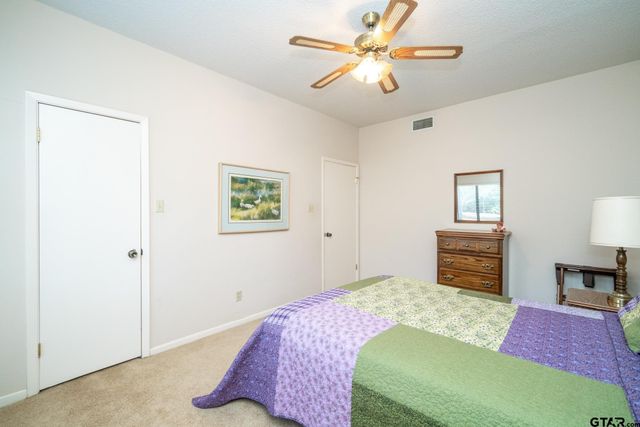 132 Pine Glen Lane, Holly Lake Ranch, TX 75765