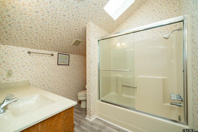 132 Pine Glen Lane, Holly Lake Ranch, TX 75765