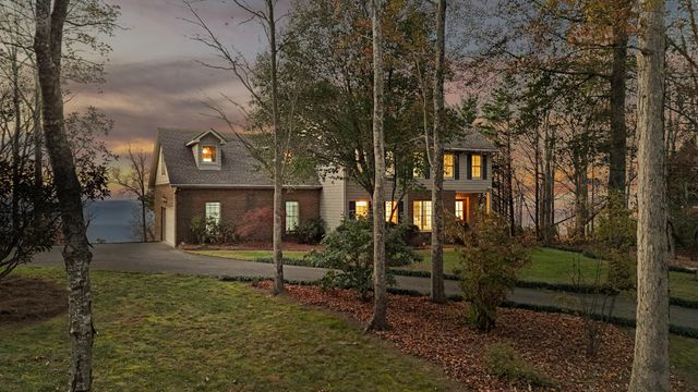 141 Brow Lake Road, Lookout Mountain, GA 30750