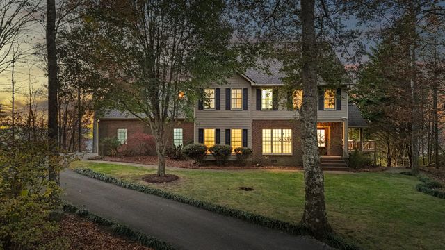 141 Brow Lake Road, Lookout Mountain, GA 30750