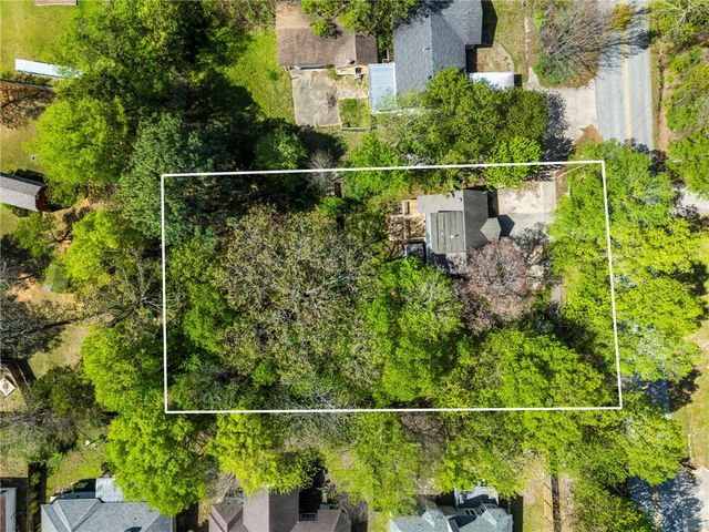 2826 Old Wire Road, Fayetteville, AR 72703