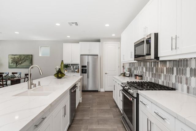 82420 Round Valley Drive, Indio, CA 92201