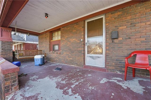 5622 Olive Street, Kansas City, MO 64130