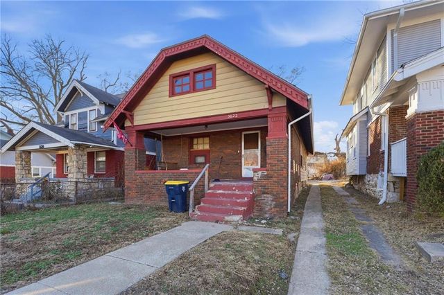 5622 Olive Street, Kansas City, MO 64130