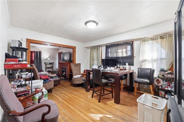 5622 Olive Street, Kansas City, MO 64130