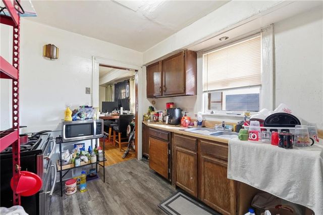 5622 Olive Street, Kansas City, MO 64130