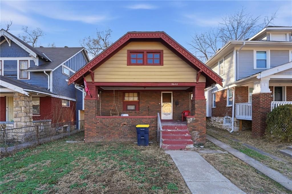 5622 Olive Street, Kansas City, MO 64130