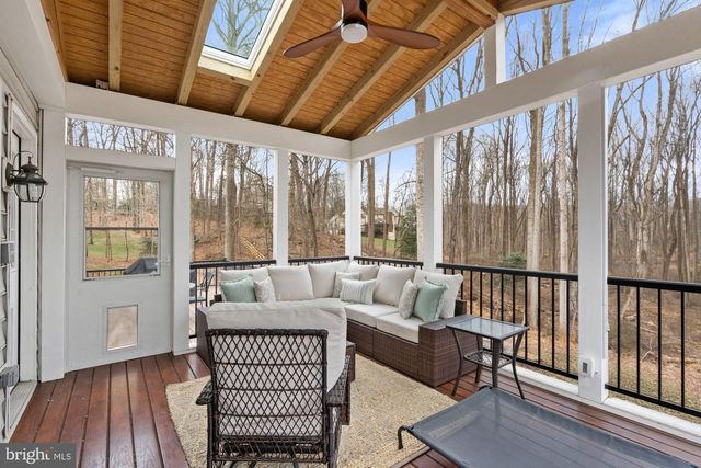 11732 SADDLE CRESCENT CIR, Oakton, VA 22124