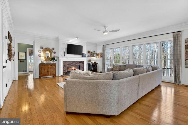 11732 SADDLE CRESCENT CIR, Oakton, VA 22124