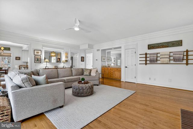 11732 SADDLE CRESCENT CIR, Oakton, VA 22124