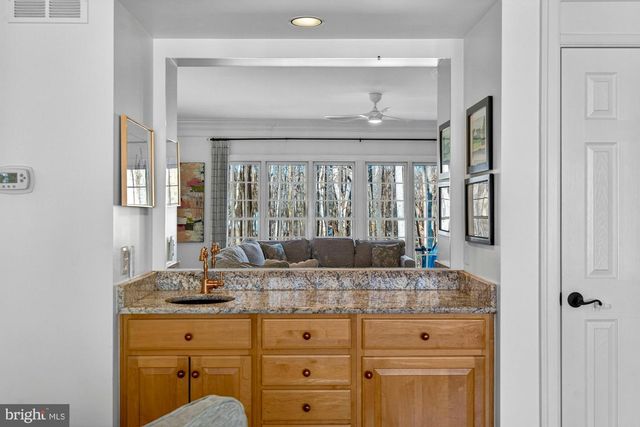 11732 SADDLE CRESCENT CIR, Oakton, VA 22124