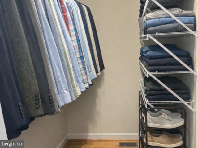 11732 SADDLE CRESCENT CIR, Oakton, VA 22124