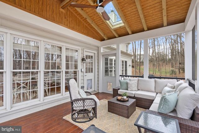 11732 SADDLE CRESCENT CIR, Oakton, VA 22124