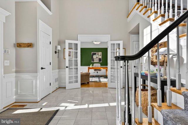 11732 SADDLE CRESCENT CIR, Oakton, VA 22124