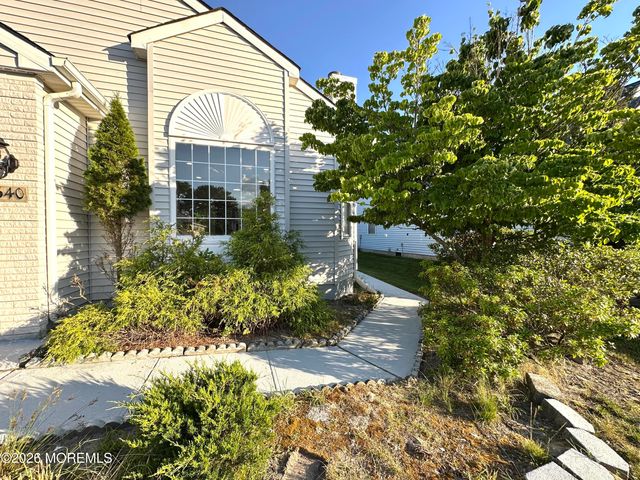 340 Jamaica Boulevard, Toms River, NJ 08757
