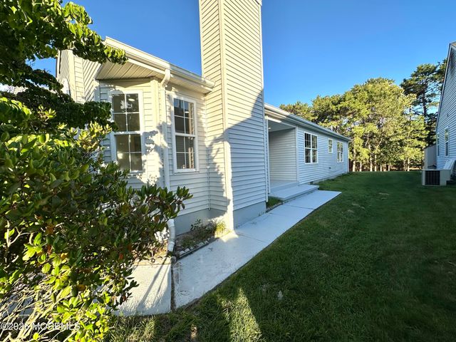 340 Jamaica Boulevard, Toms River, NJ 08757