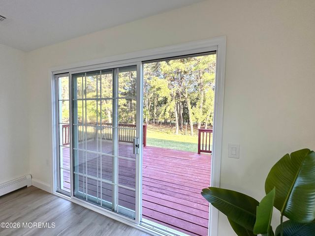 340 Jamaica Boulevard, Toms River, NJ 08757