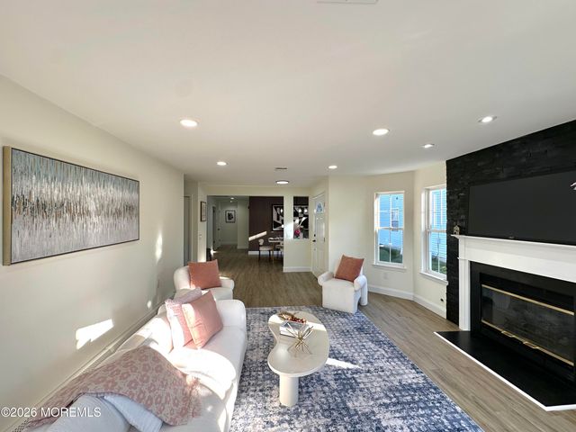340 Jamaica Boulevard, Toms River, NJ 08757