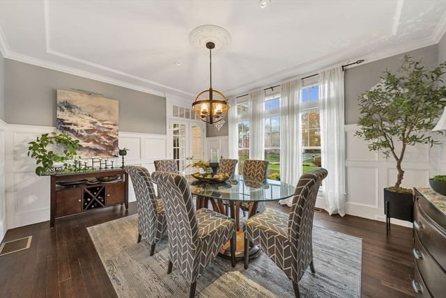 38 Fieldstone Farm Rd, Sudbury, MA 01776